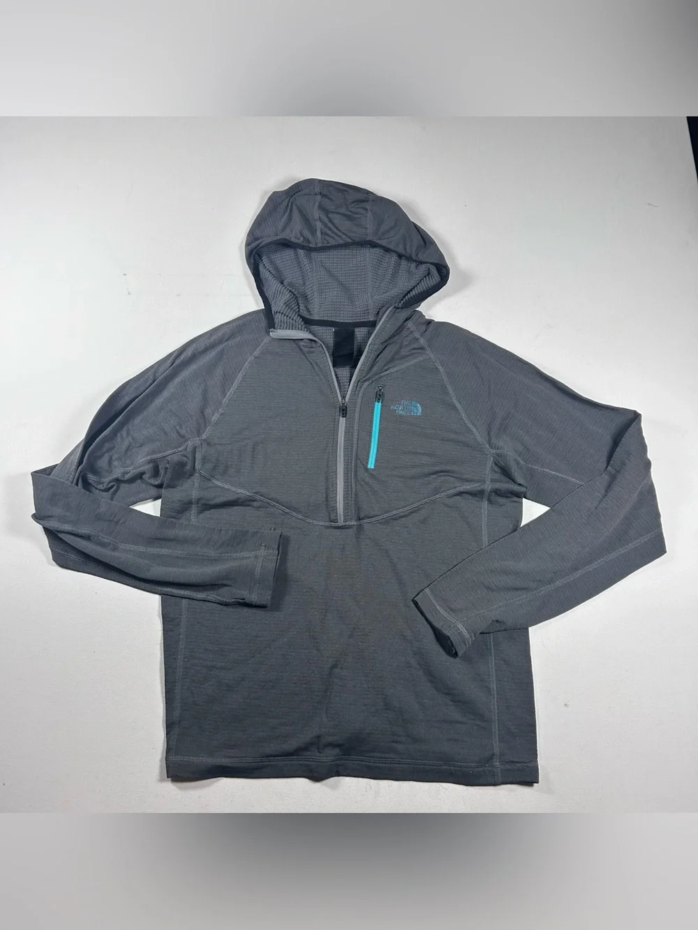 The North Face Hoodie Mens M Gray 1/4 Zip “Hellalight” Lightweight Jacket RARE